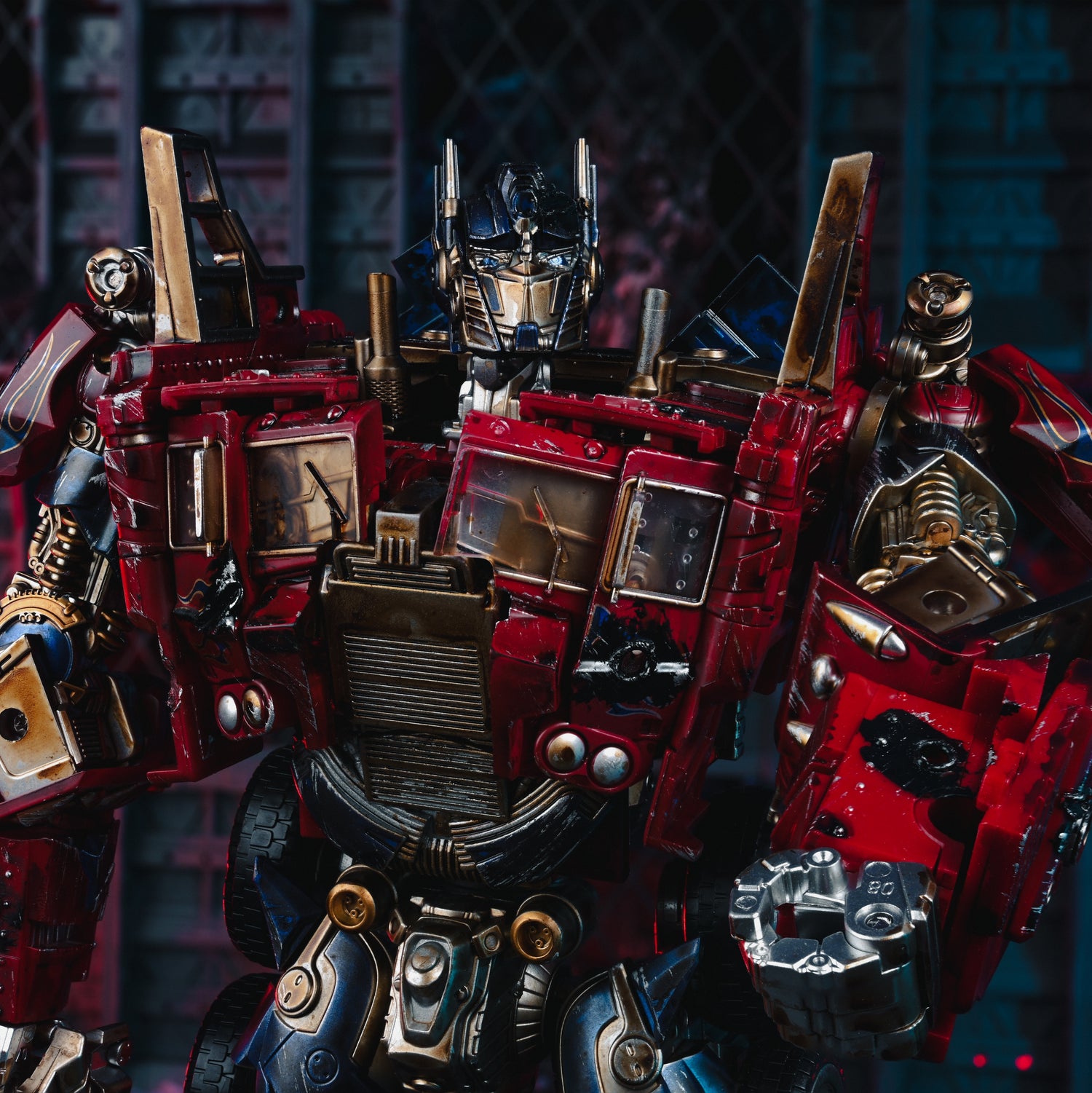 Optimus Prime After Battle | Optimus Commander | Mech Toys